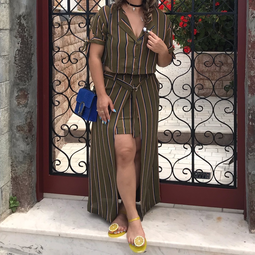 Two Pieces Set - image 2